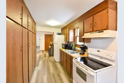 409 W Parker Street, , WI 54983 - Photo 3