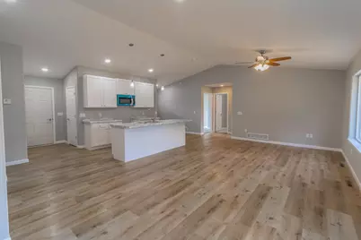 203 Joe Street, Stevens Point, WI 54482 - Photo 7