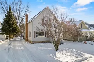 605 S Vine Ave, Marshfield, WI 54449 - Photo 3