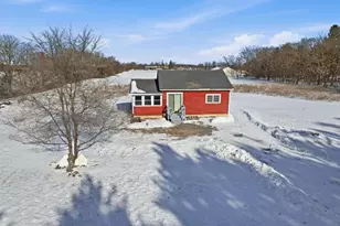 8910 Nokoma Ln, Amherst Junction, WI 54407 - Photo 3