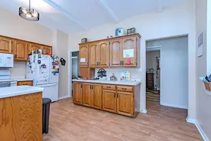 3828 Troy St, Wausau, WI 54403 - Photo 5