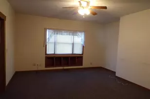 105 N Hendren Ave, Greenwood, WI 54437 - Photo 9