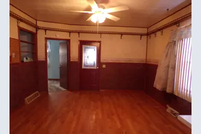 105 N Hendren Avenue, Greenwood, WI 54437 - Photo 7