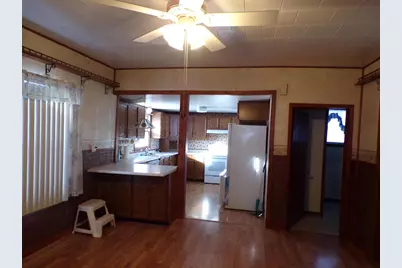 105 N Hendren Avenue, Greenwood, WI 54437 - Photo 5