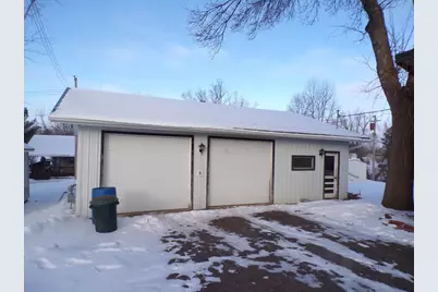 105 N Hendren Avenue, Greenwood, WI 54437 - Photo 3