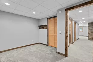 506 Fairview Ct, Marshfield, WI 54449 - Photo 27