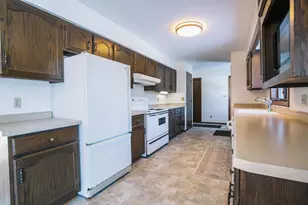 214 W Hunt St, Greenwood, WI 54437 - Photo 19