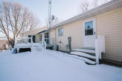 214 W Hunt Street, Greenwood, WI 54437 - Photo 5