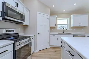 8504 Hinner Springs Dr, Weston, WI 54476 - Photo 17