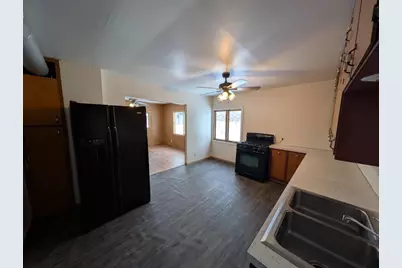 111 N Fifth Street, Abbotsford, WI 54405 - Photo 7