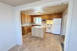 8231 Maple St, Pittsville, WI 54466 - Photo 11