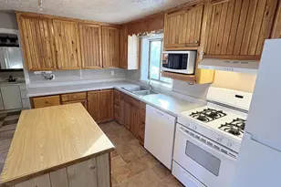 8231 Maple St, Pittsville, WI 54466 - Photo 7