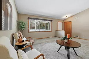 1051 Custer Square, Stevens Point, WI 54482 - Photo 9