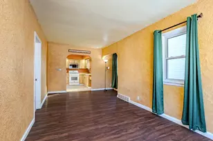 1123 S 14th Ave, Wausau, WI 54401 - Photo 7