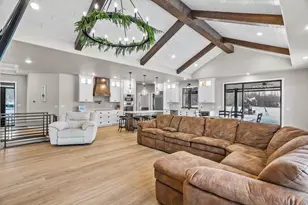 212508 Sturm Rd, Stratford, WI 54484 - Photo 7