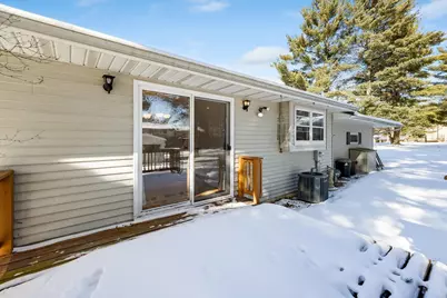 619 S 44th Avenue, Wausau, WI 54401 - Photo 5