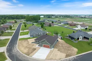 1507 Green Acres Dr, Marshfield, WI 54449 - Photo 9