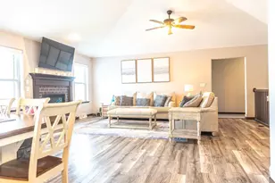 320 N 36th Ave, Wausau, WI 54401 - Photo 9