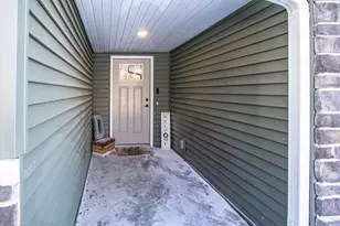 320 N 36th Ave, Wausau, WI 54401 - Photo 5