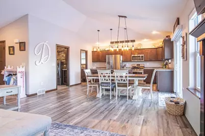 320 N 36th Avenue, Wausau, WI 54401 - Photo 11