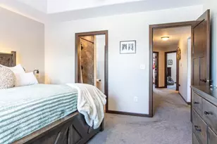 320 N 36th Ave, Wausau, WI 54401 - Photo 33