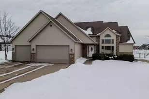 2357 Burton Ave, Kronenwetter, WI 54455 - Photo 3