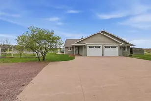 9071 Robin Rd, Marshfield, WI 54449 - Photo 3