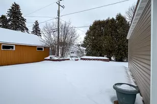 1241 S 11th Ave, Wausau, WI 54401 - Photo 9