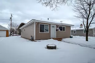 1241 S 11th Ave, Wausau, WI 54401 - Photo 5