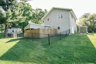 1808 Johnson St, Neillsville, WI 54456 - Photo 9
