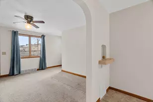 406 N Spruce Ave, Marshfield, WI 54449 - Photo 7