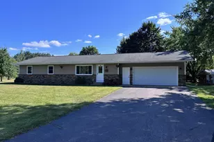 7389 Deer Rd, Custer, WI 54423 - Photo 5