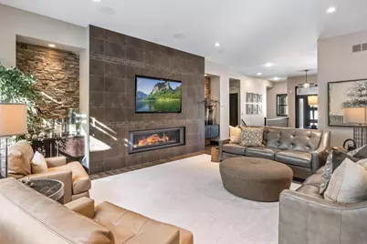 1855 Whitewater Cove, Plover, WI 54467 - Photo 7