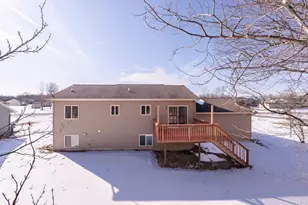 812 Pinedale Ln, Kronenwetter, WI 54455 - Photo 7
