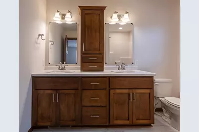 2200 S Cottonwood Avenue, Marshfield, WI 54449 - Photo 19