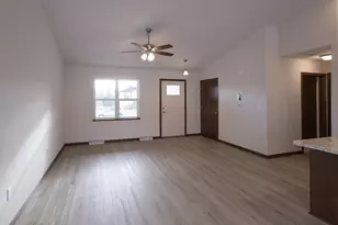 2200 S Cottonwood Ave, Marshfield, WI 54449 - Photo 11