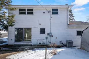 609 N 2nd St, Colby, WI 54421 - Photo 9