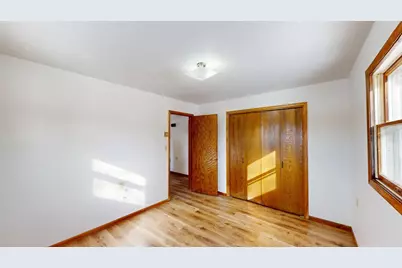 220 W Pine Street, Abbotsford, WI 54405 - Photo 37