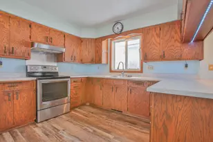 1005 5th St, Marathon, WI 54448 - Photo 17