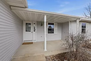 4930 Fieldstone Dr, Plover, WI 54467 - Photo 3