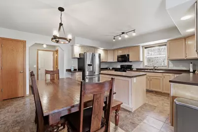 4930 Fieldstone Drive, Plover, WI 54467 - Photo 11