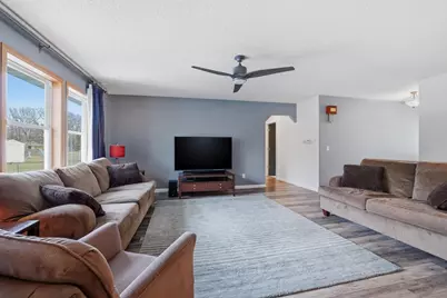 4930 Fieldstone Drive, Plover, WI 54467 - Photo 7