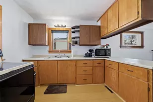 321 11th St N, Wisconsin Rapids, WI 54494 - Photo 17