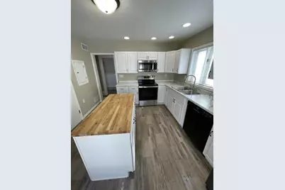 310 S 4th Avenue, Wausau, WI 54401 - Photo 7