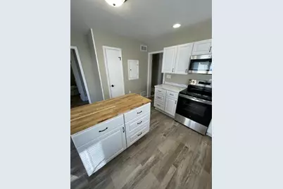 310 S 4th Avenue, Wausau, WI 54401 - Photo 9