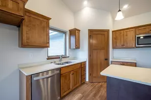 5589 Forest Creek Rd, Stevens Point, WI 54482 - Photo 19