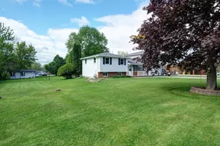 204 E Chesak Ave, Edgar, WI 54426 - Photo 7
