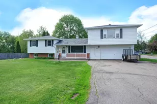 204 E Chesak Ave, Edgar, WI 54426 - Photo 3