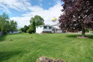204 E Chesak Ave, Edgar, WI 54426 - Photo 9