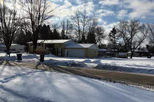 1112 E McMillan St, Marshfield, WI 54449 - Photo 3